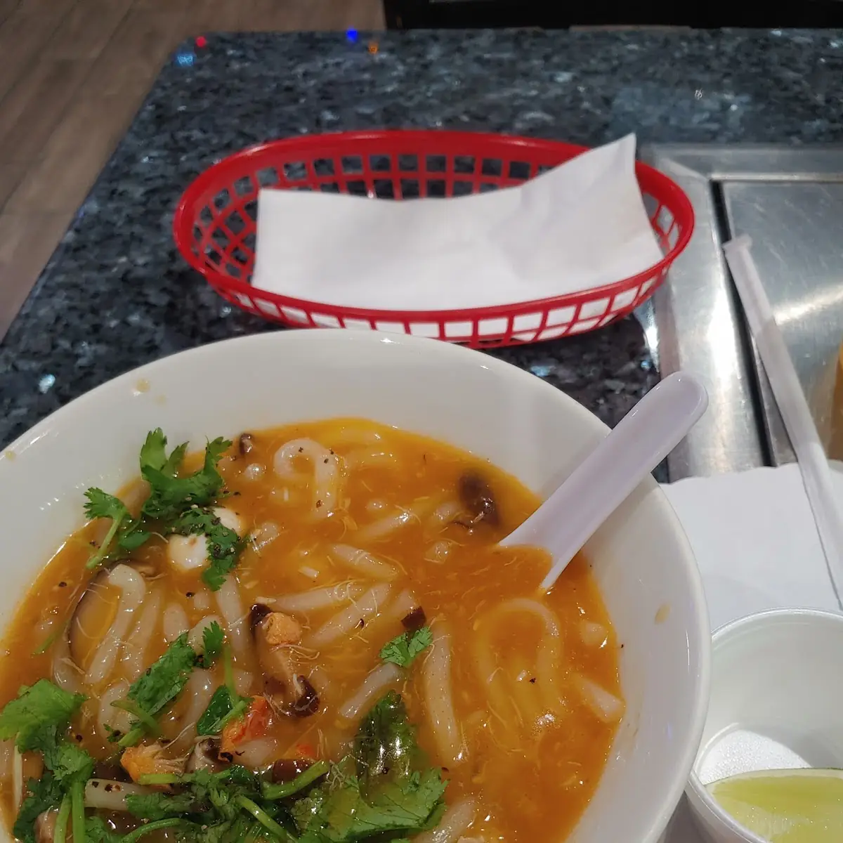 Bánh Canh Tôm Cua