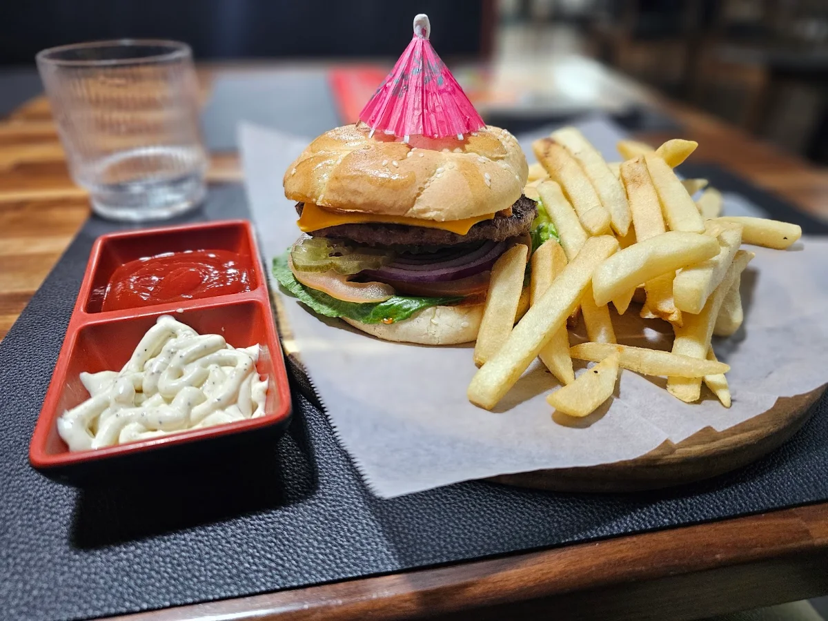 Bacon & Cheese Burger