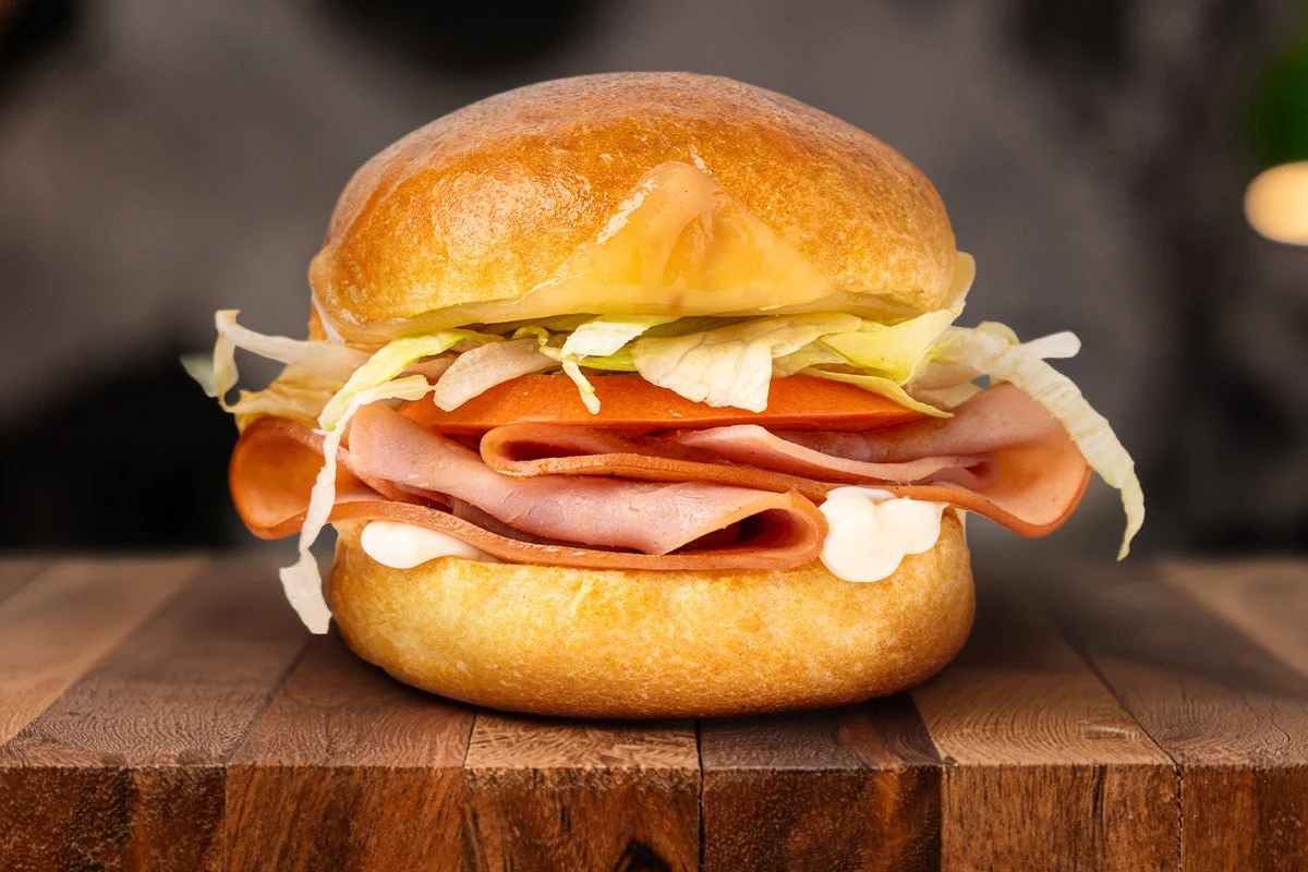 Highlights, Quiznos