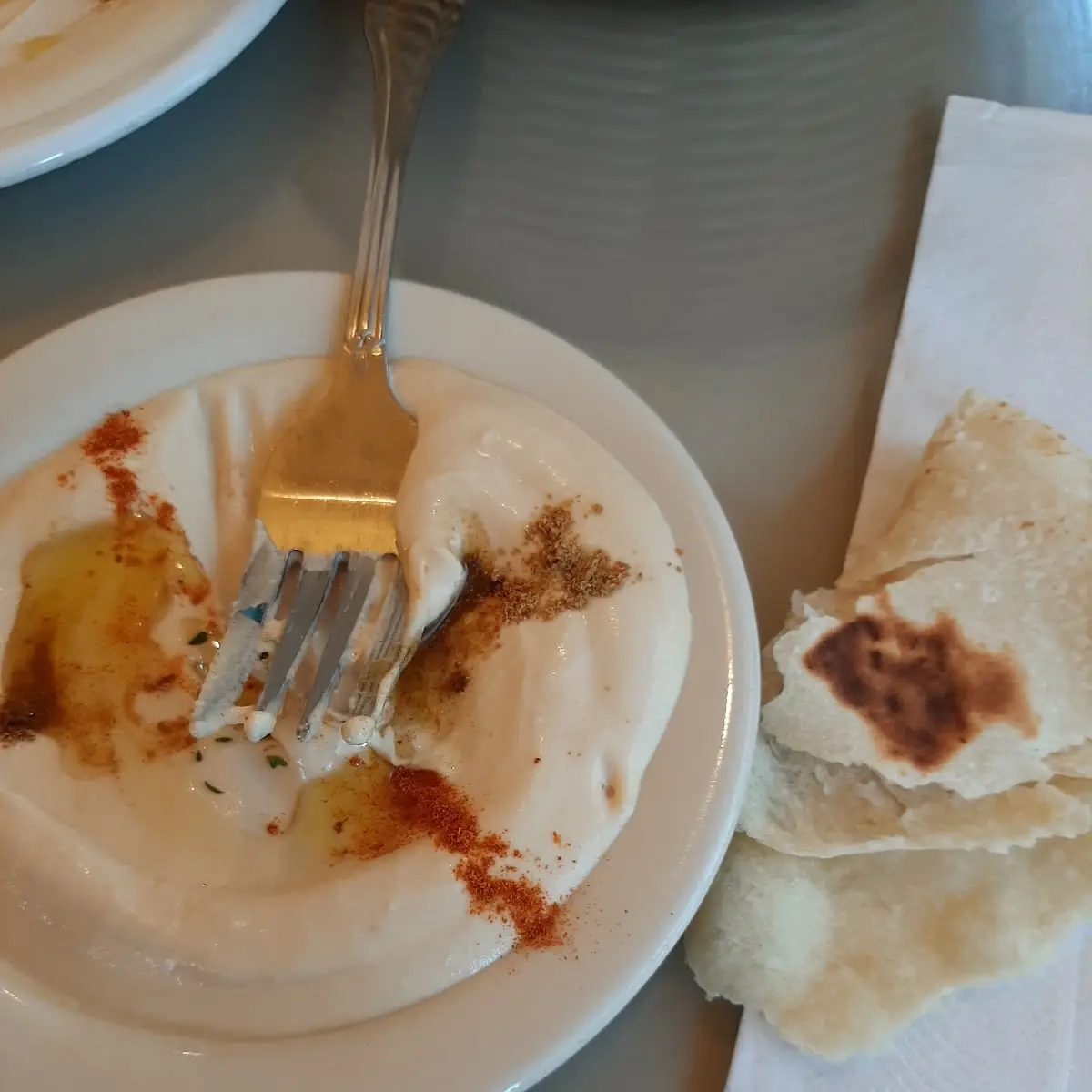 Hummus Dip with Pitas Bread