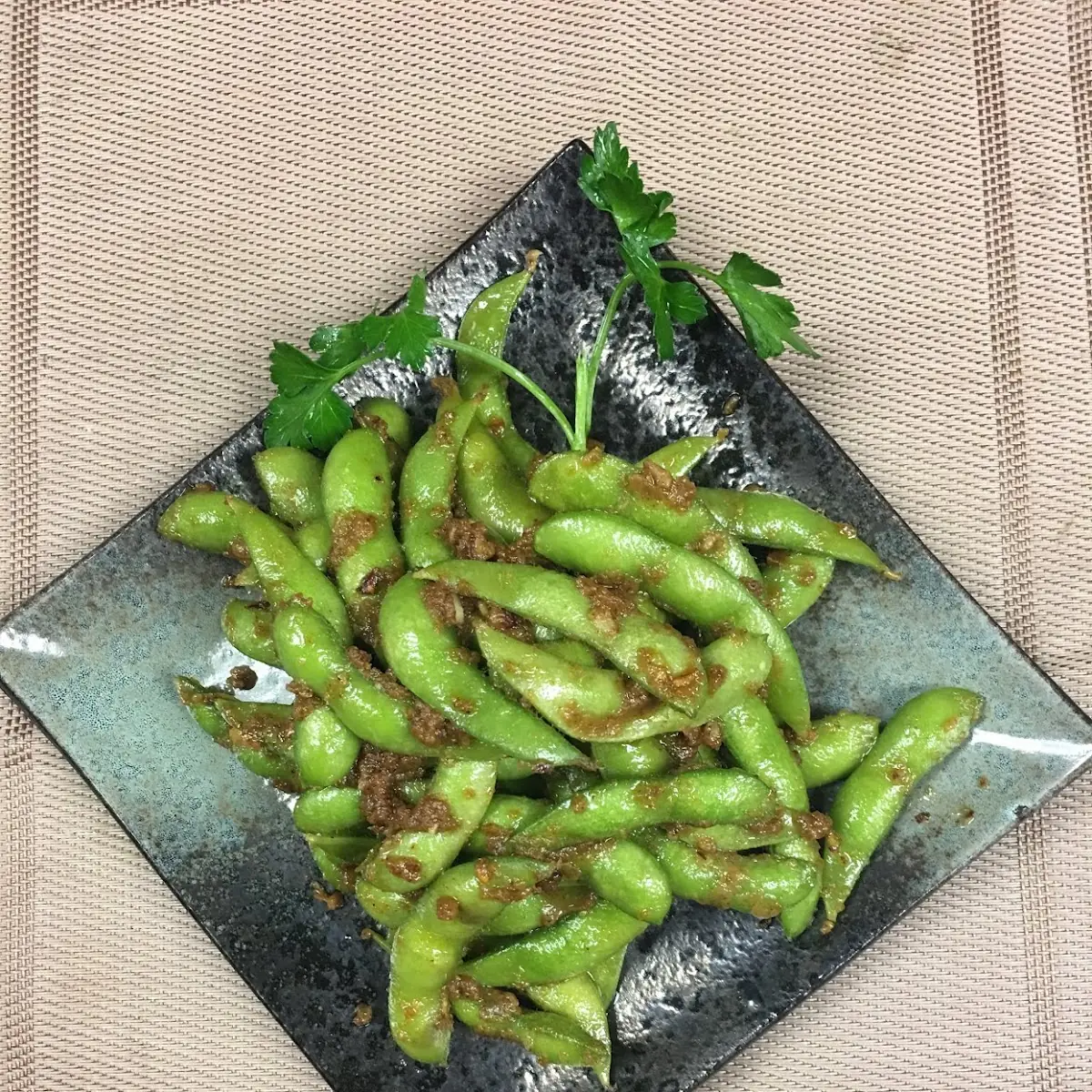 Spicy Garlic Edamame