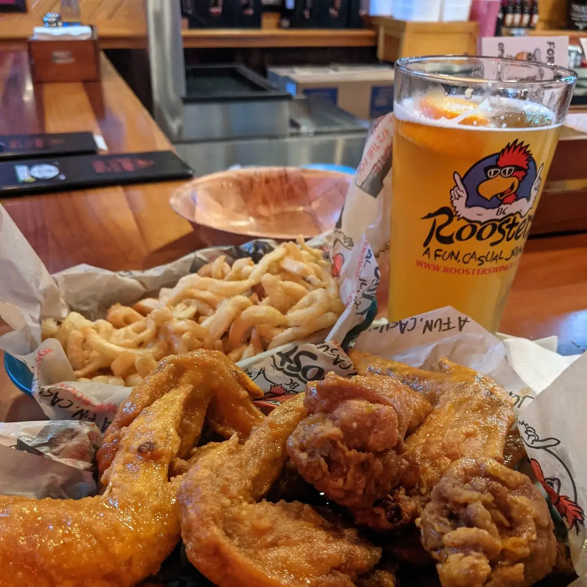 Mild Chicken Wings with Fries