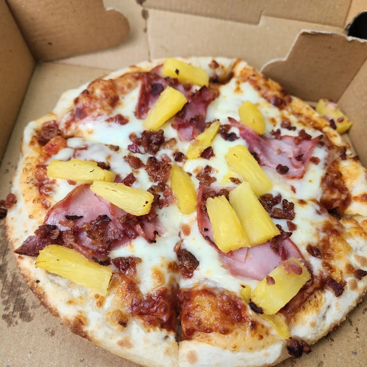 Hawaiian Pizza
