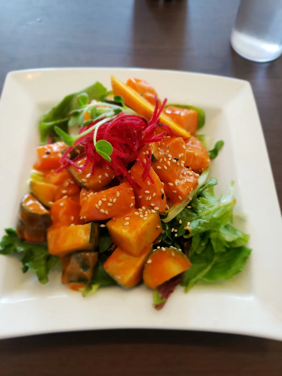 Spicy Salmon Salad