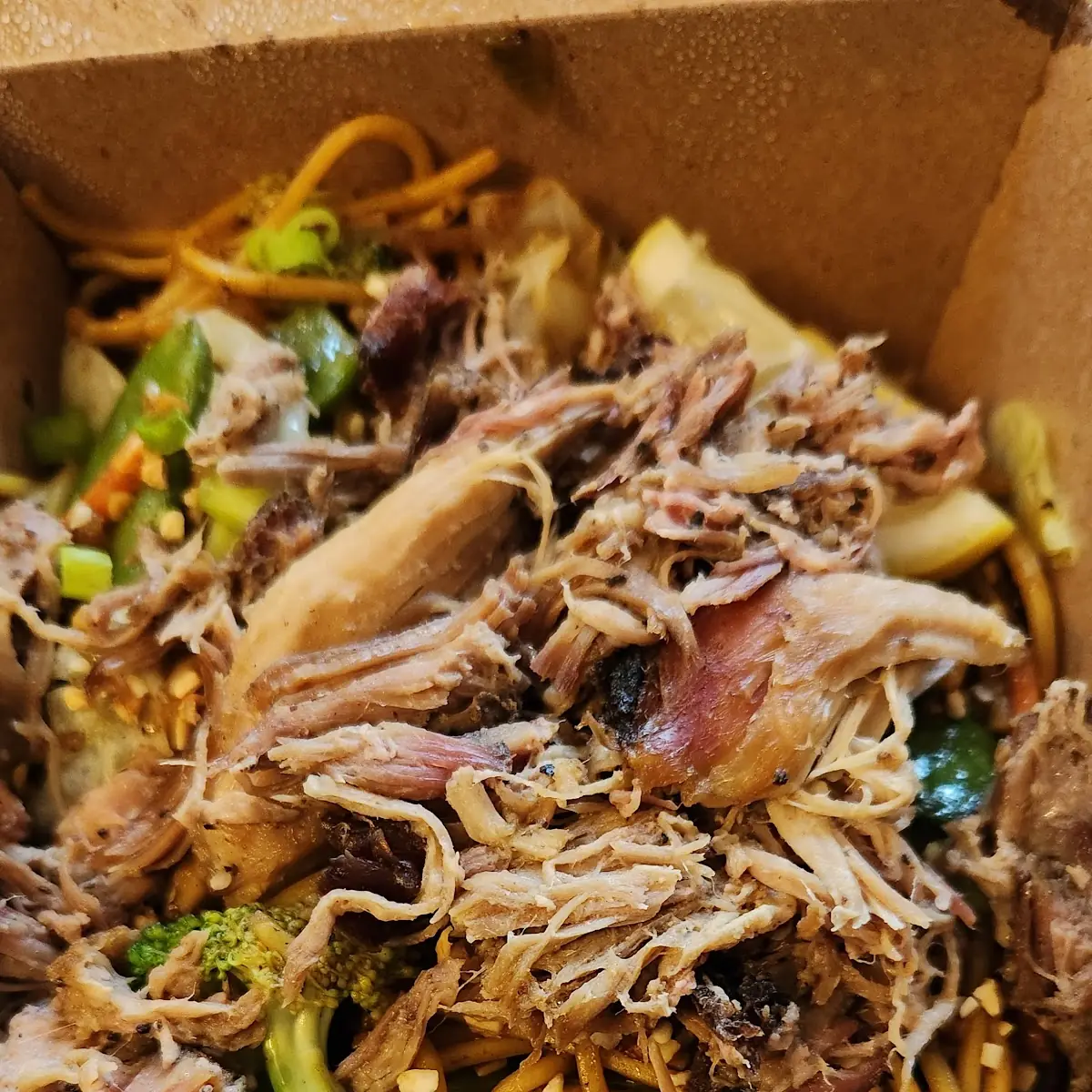 Yakisoba with Pulled Pork
