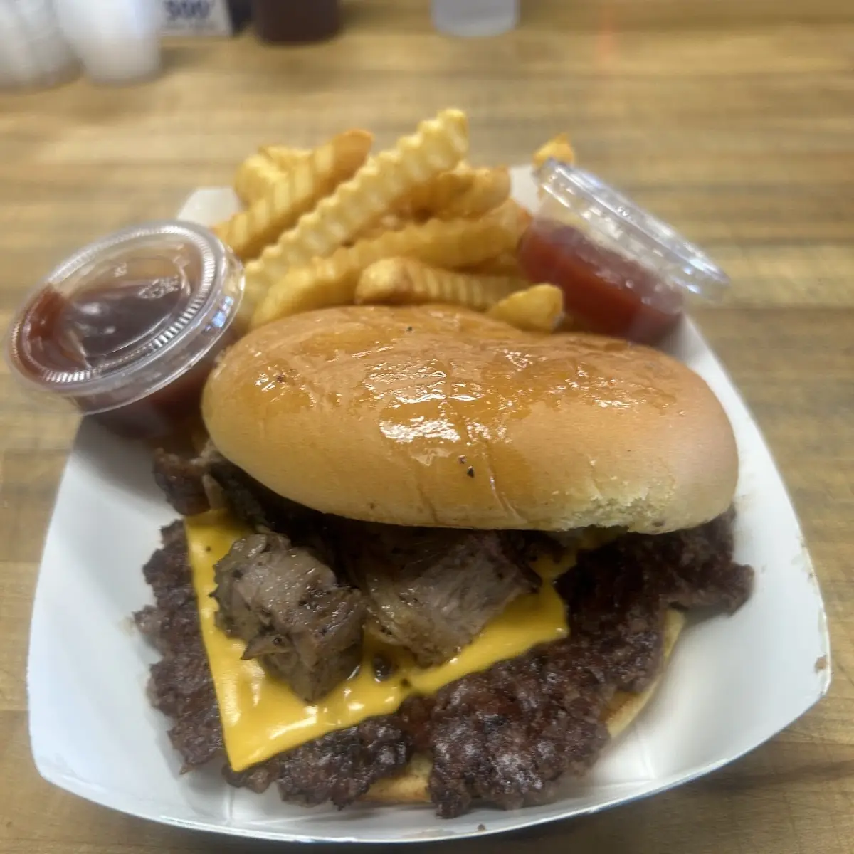 Brisket Smash Burger w Fries