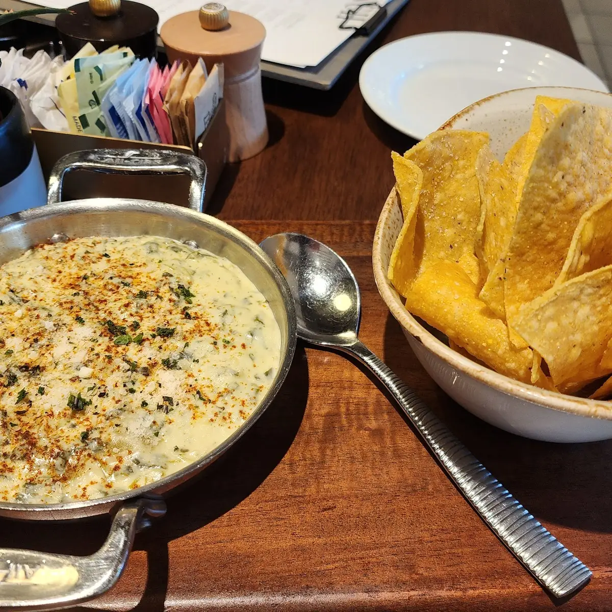 Spinach Artichoke Dip with Chips