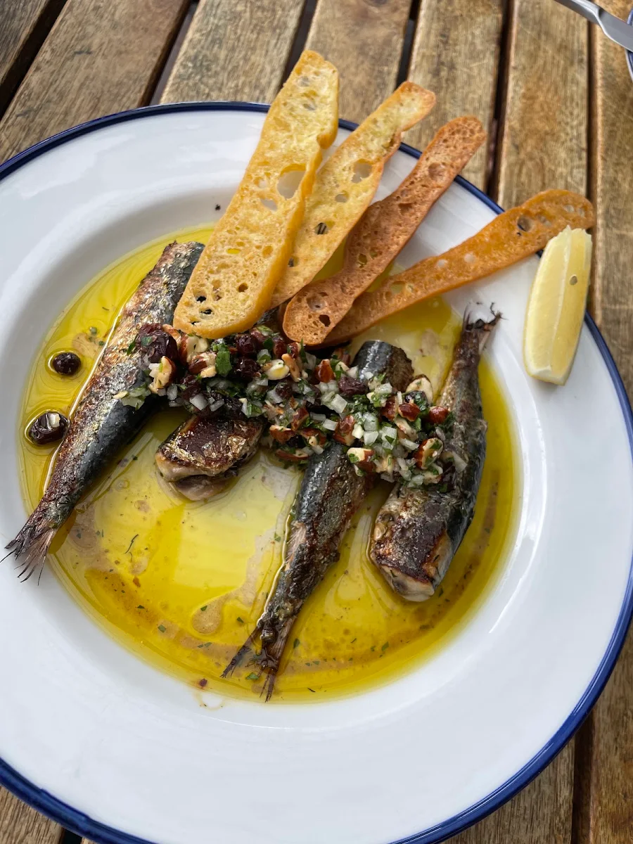 Sardines on Toast, Pearl
