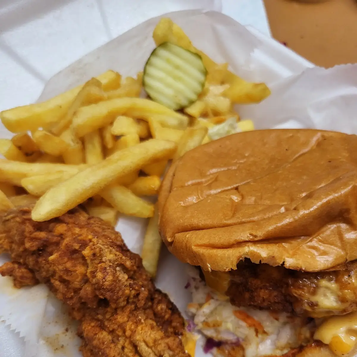 Chicken Burger with Tender Blazin