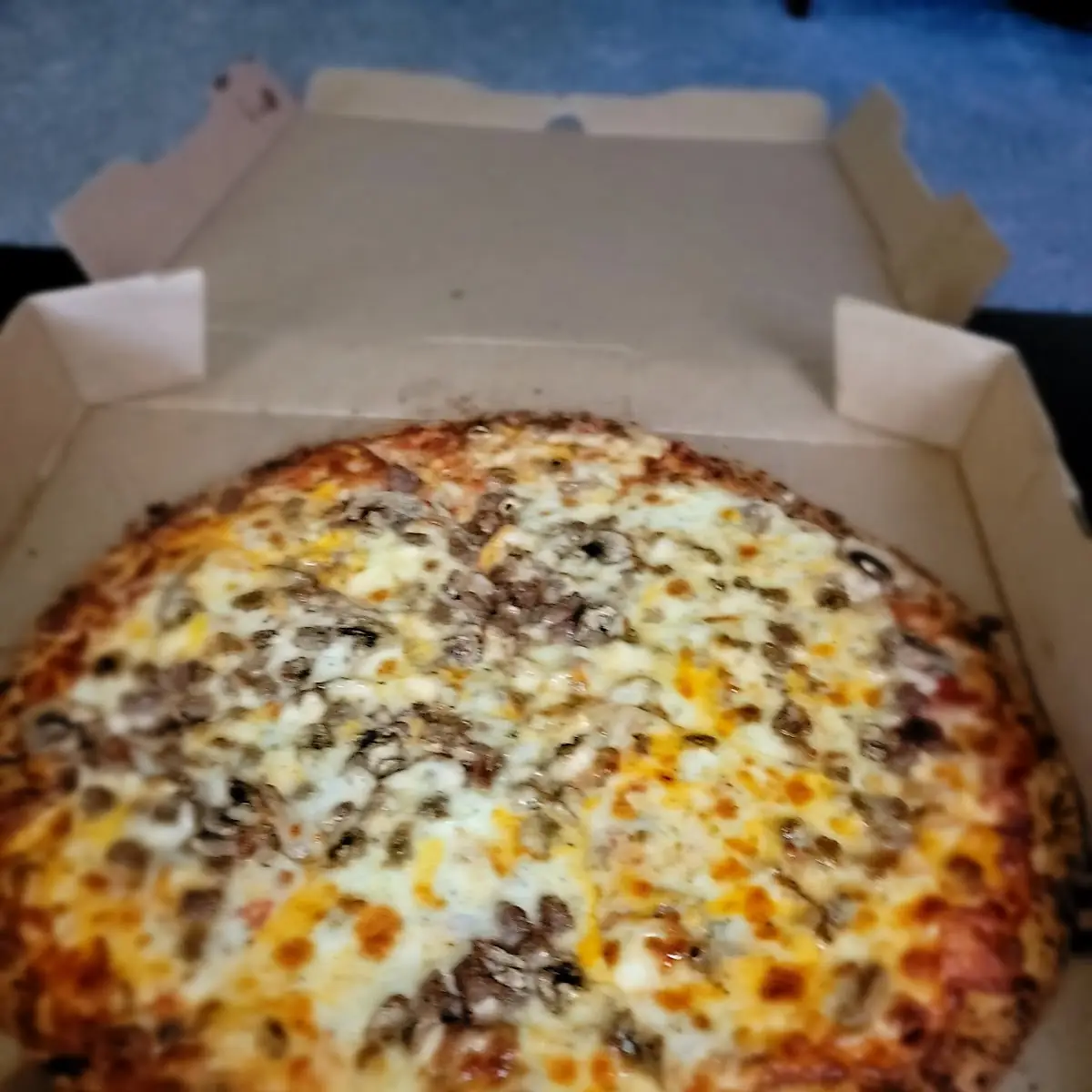 Ground Beef with Mushroom Pizza