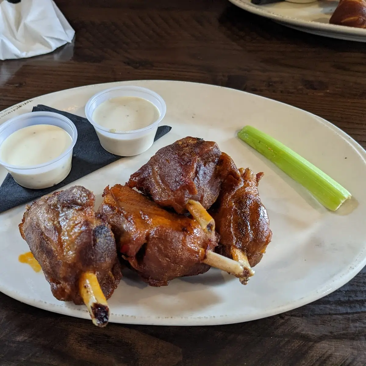 Hog Wings