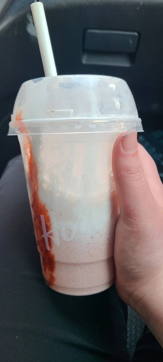Strawberry Creamy Chill, Tim Hortons
