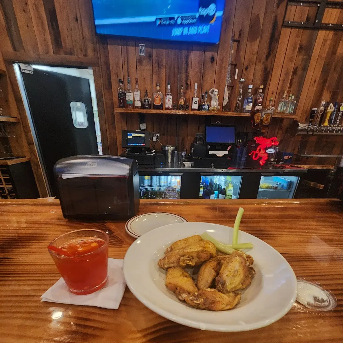 Old Fashioned and Lemon Pepper Wings