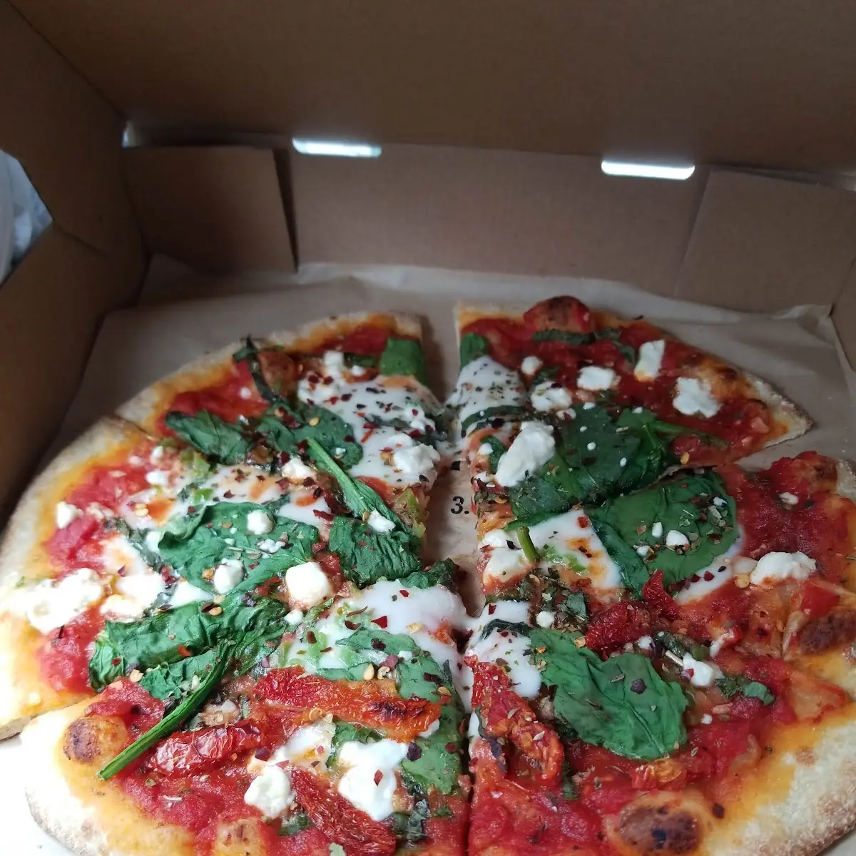 Caprese Pizza Margherita with Basil