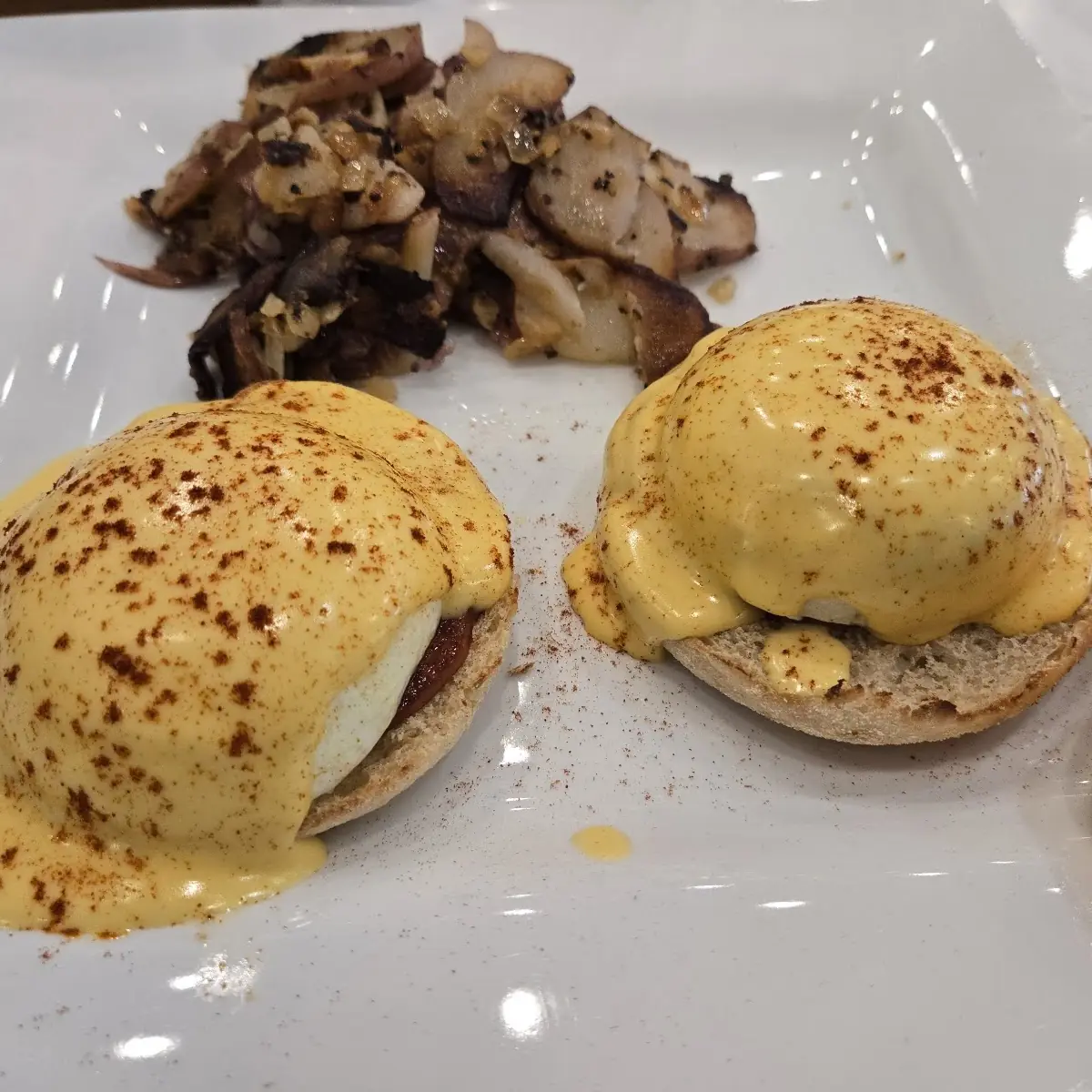 Eggs Benedict