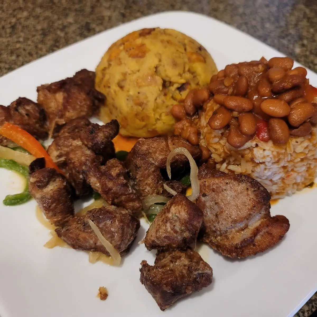 Mofongo Carne Frita