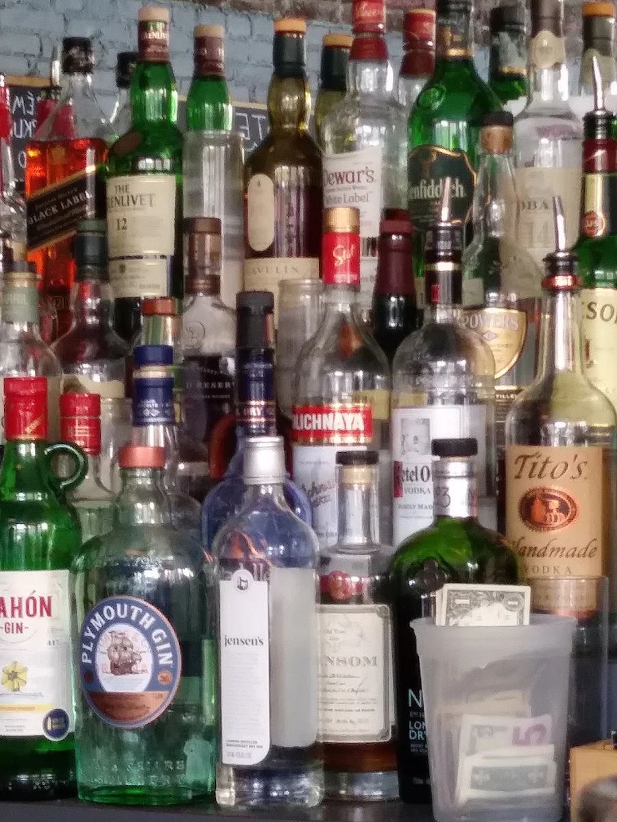 Top Shelf Manhattan Skyline