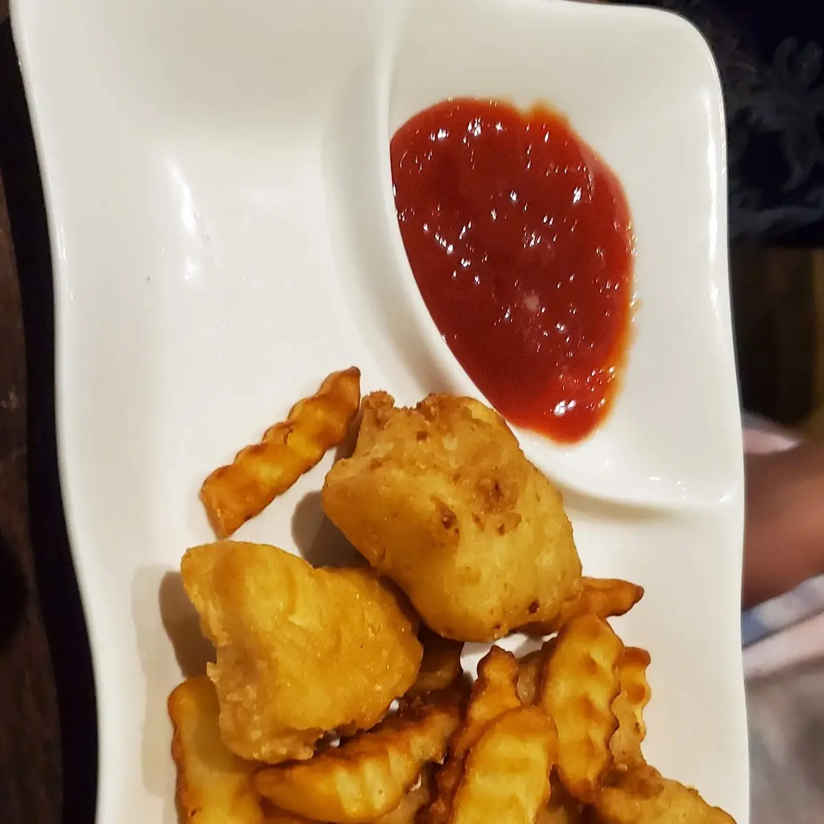 Kids Chicken Nuggets with Fries