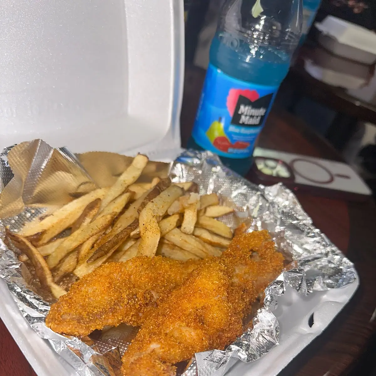 Fried Catfish w Fries