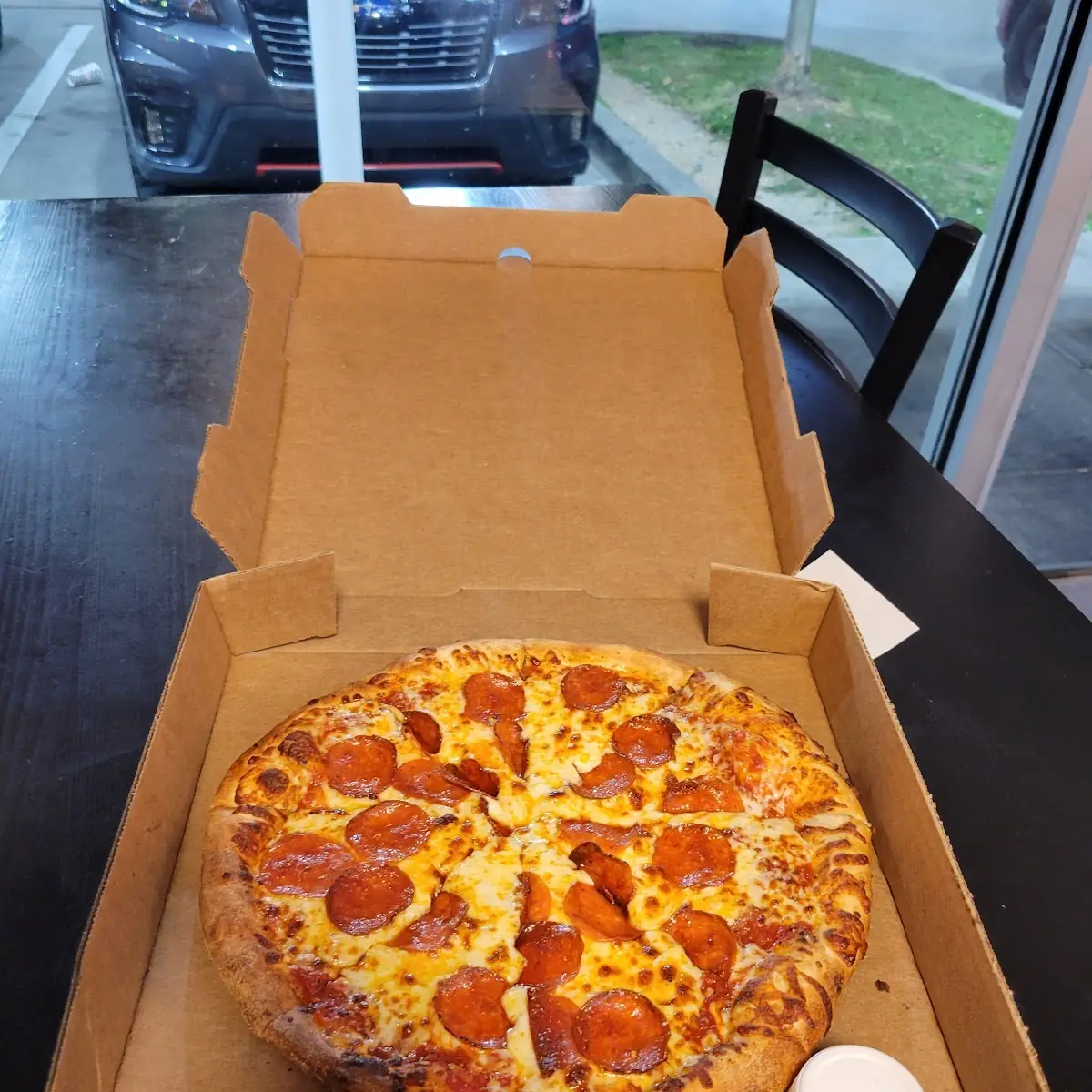 Medium Pepperoni Pizza