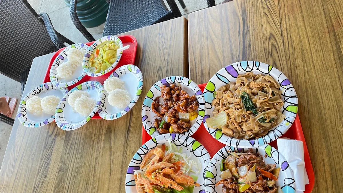 Curry Chicken Spring Roll Orange Chicken Shrimps Beef Noodles