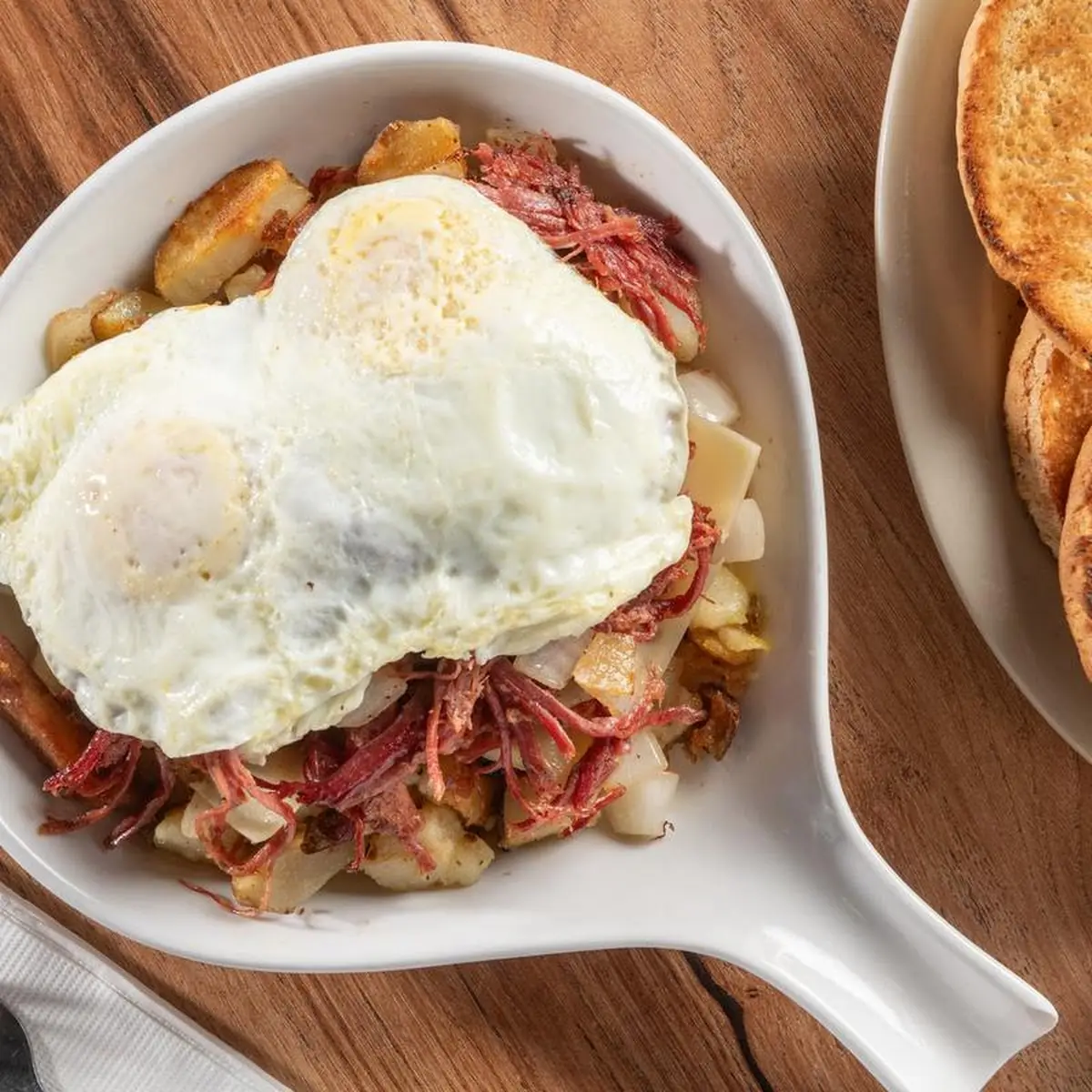 Corned Beef Hash & Eggs