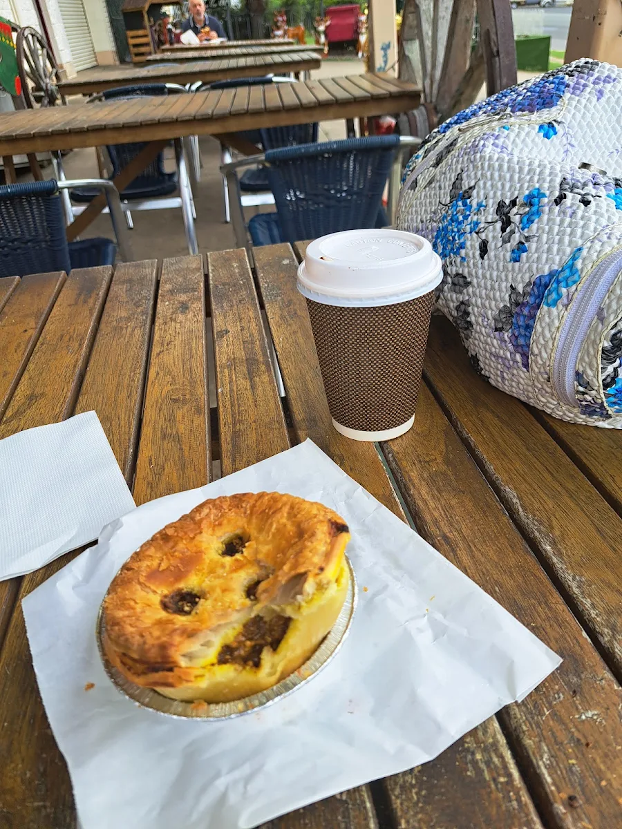 Curry Meat Pie
