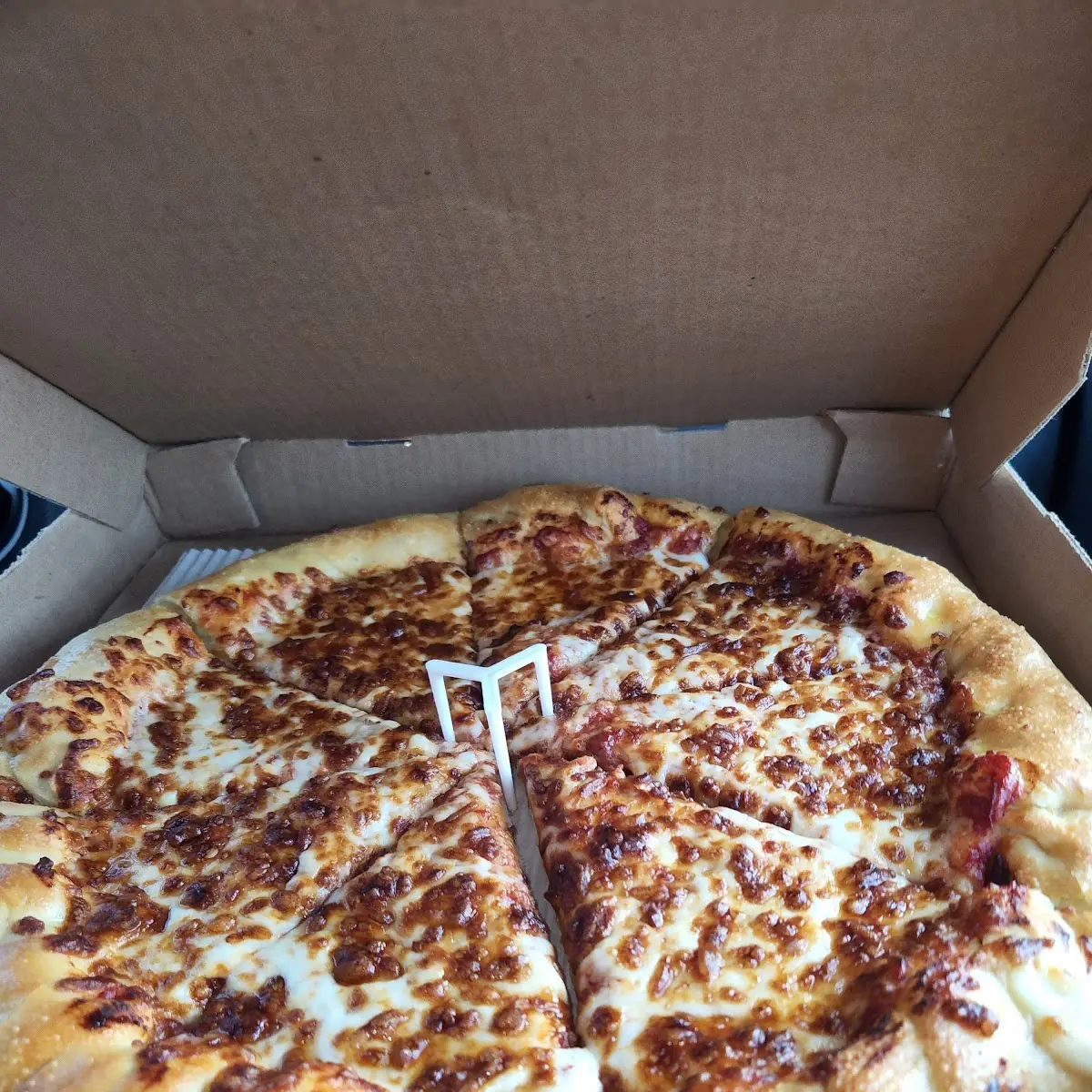 Large Stuffed Crust Cheese Pizza