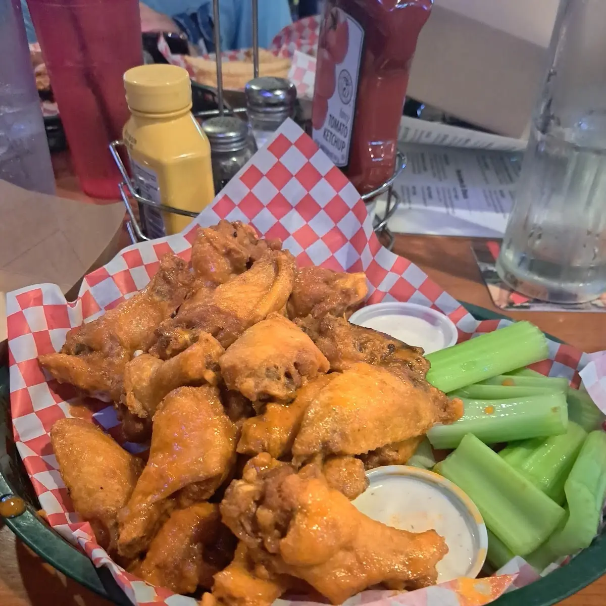 Buffalo Chicken Wings with Fries