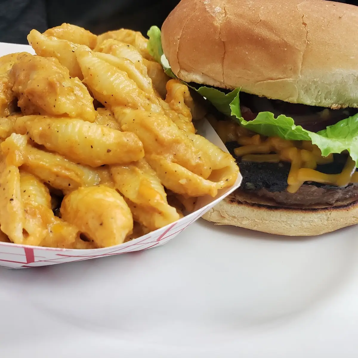 Classic Burger V and Mac & Cheese V