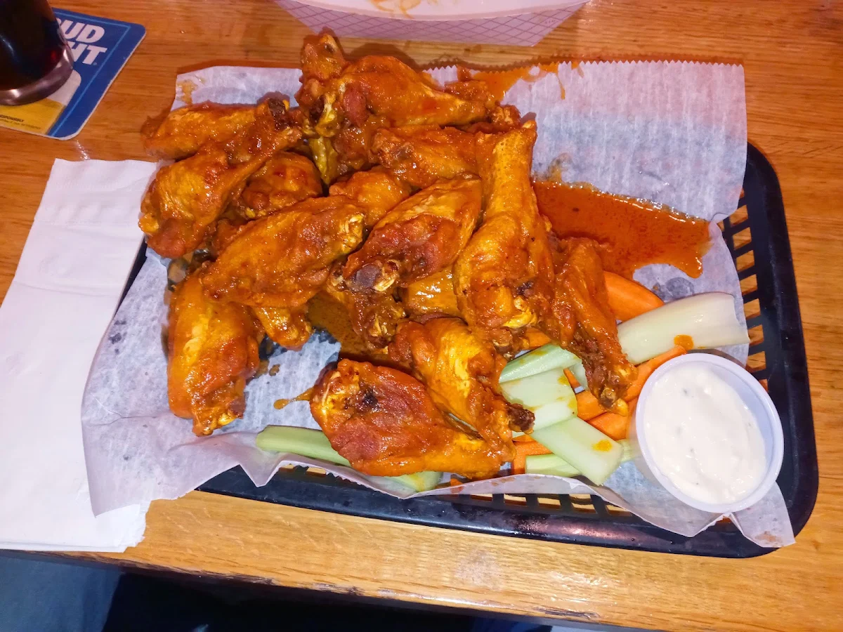 Medium Chicken Wings Blue Cheese