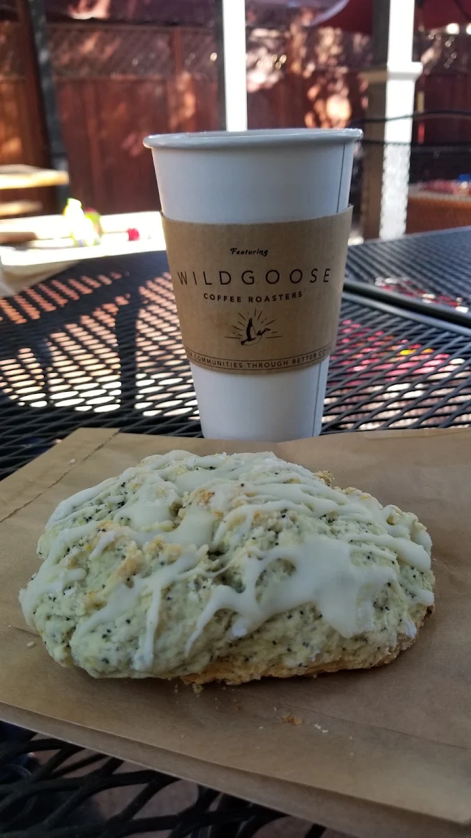 Lemon Poppy Seed Scone