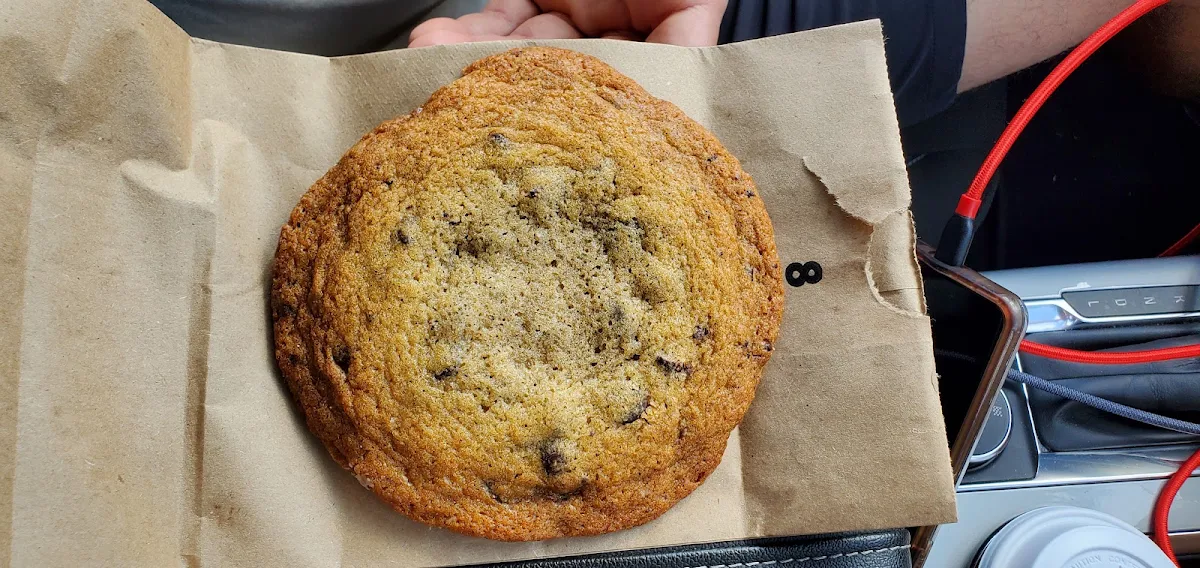 Chocolate Chip Cookie