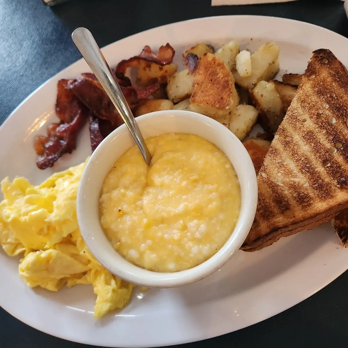 Cheddar Cheese Grits