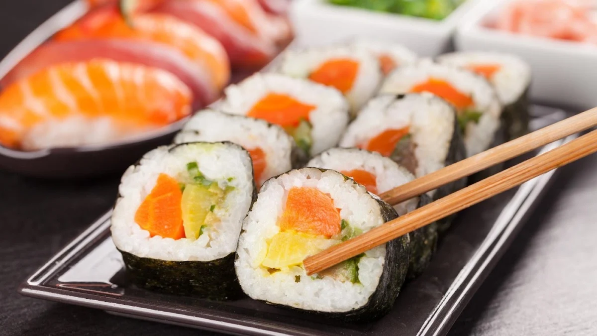 Highlights, Aki Sushi