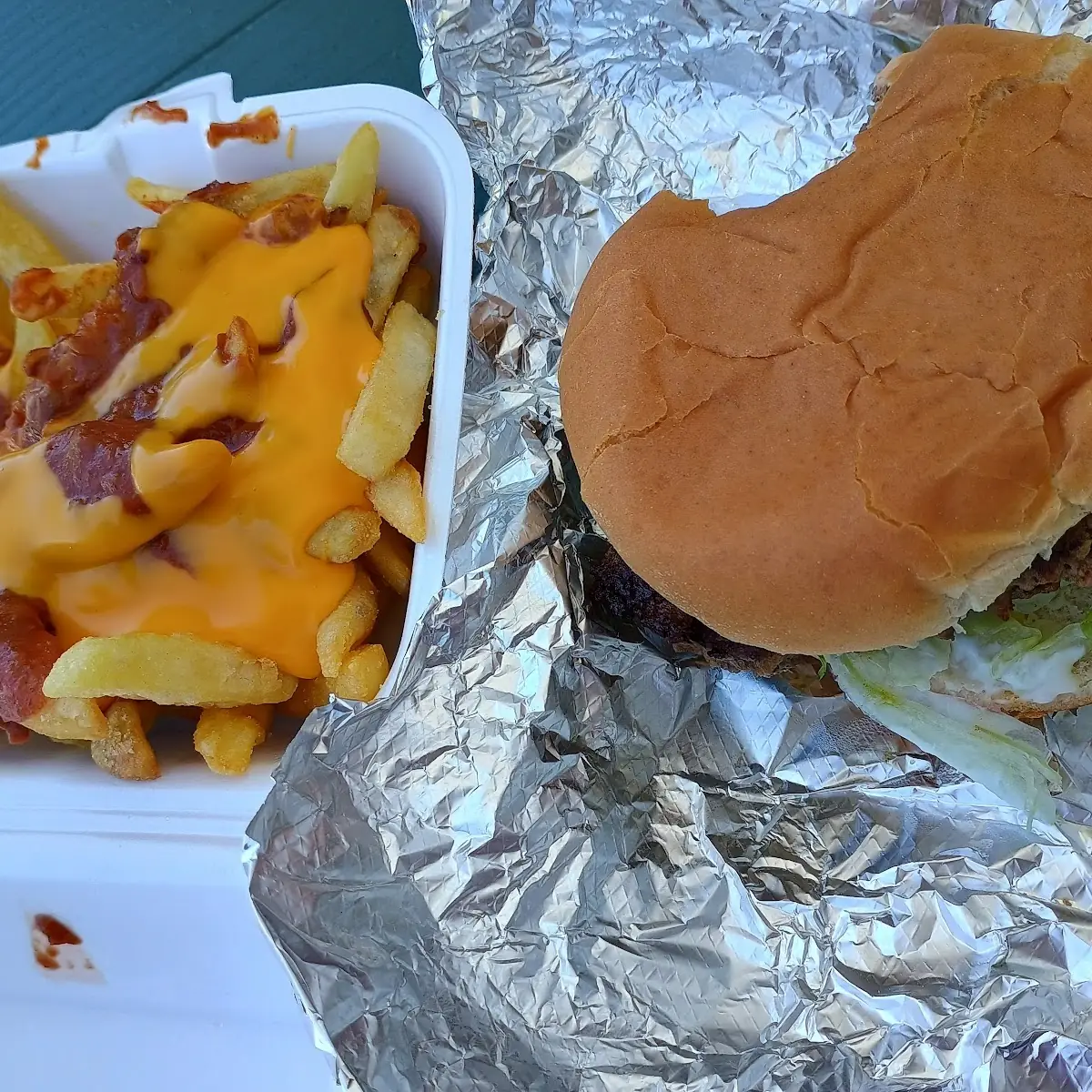 Cheeseburger and Chili Cheese Fries