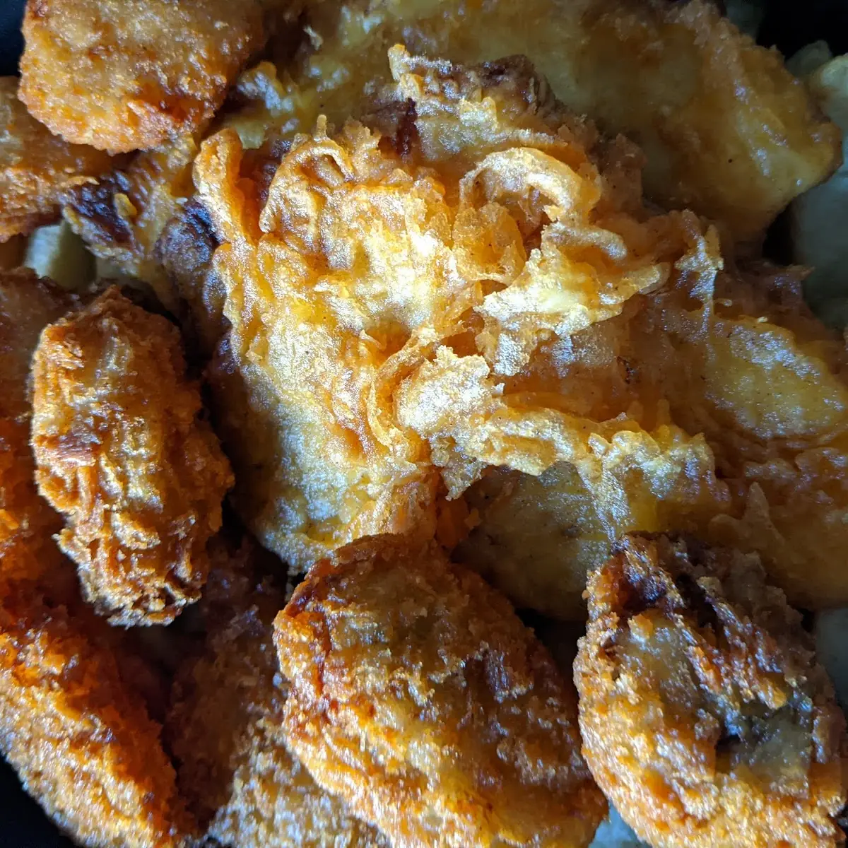 The Camelot Fish & Chips Shrimp Scallops & Oysters