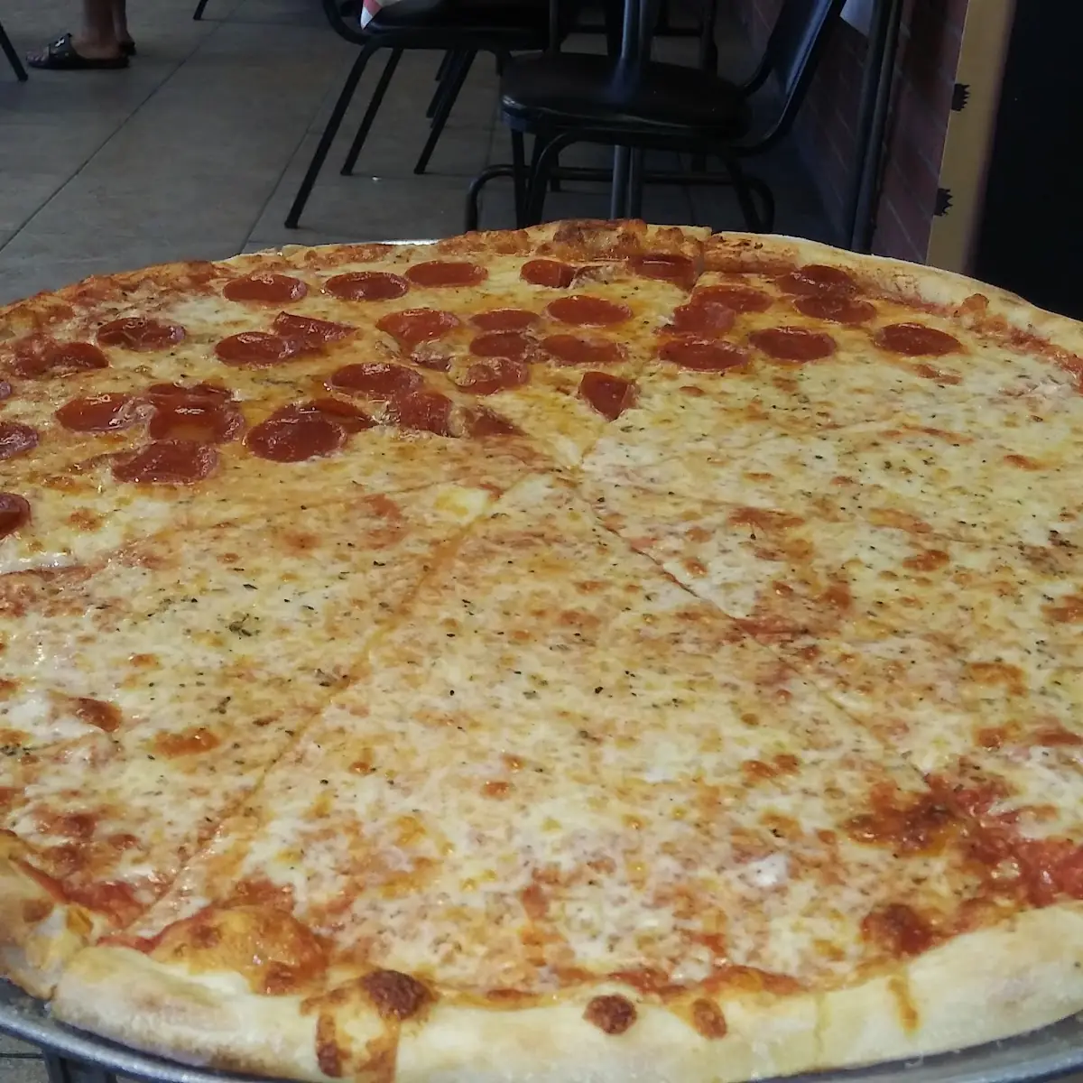 24 Pepperoni Pizza