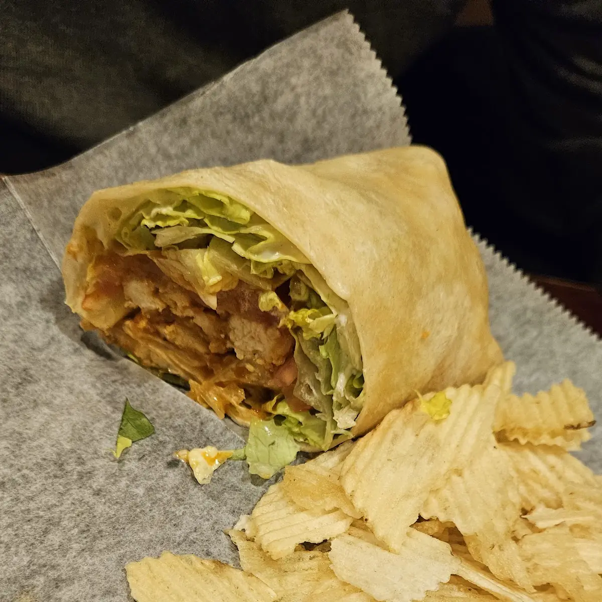 Buffalo Chicken Wrap with Chips