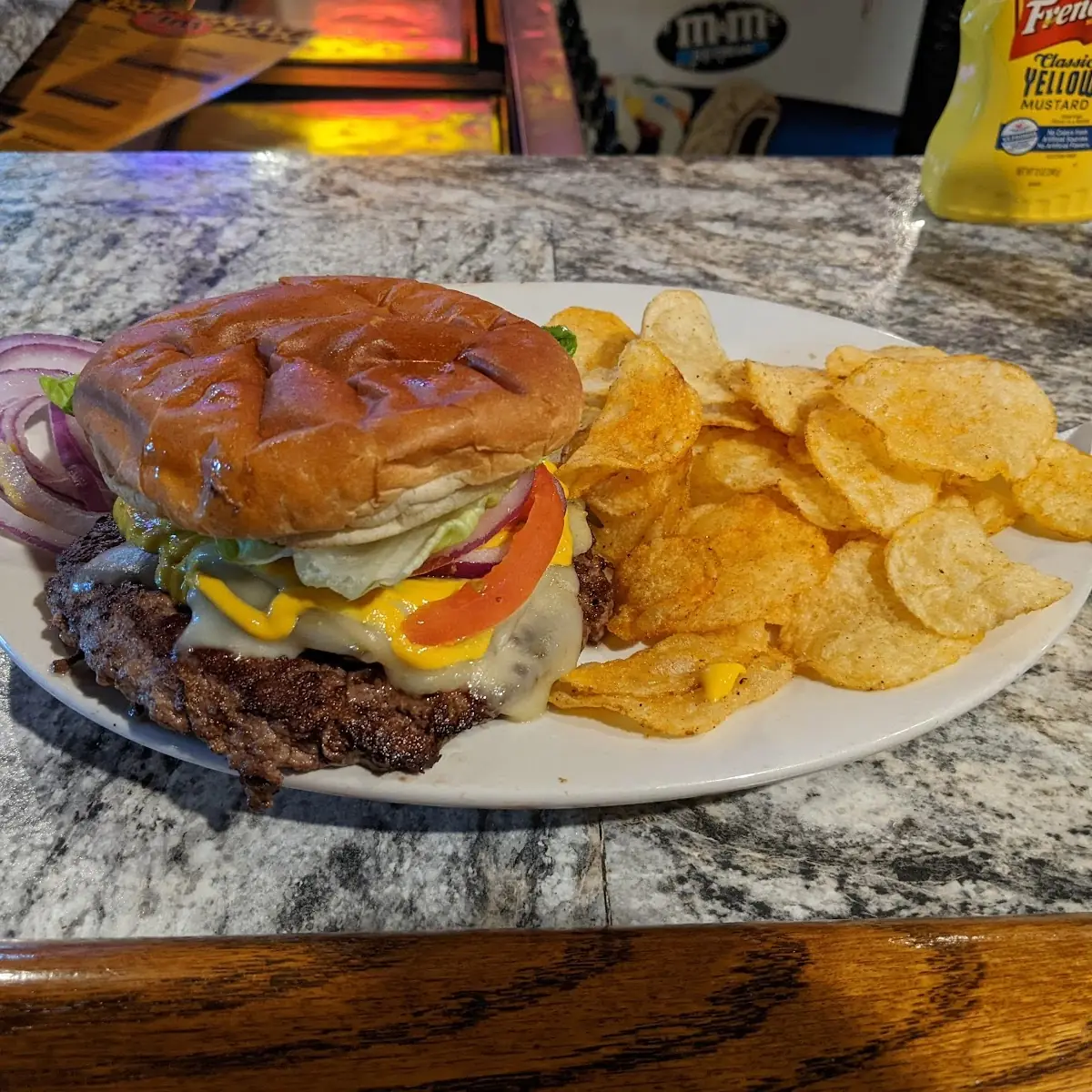 Cheeseburger Deluxe Half Pound