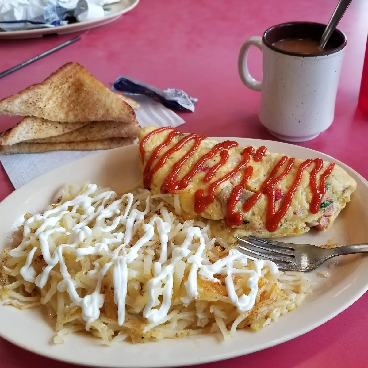 Veggie Omelette and Hashbrowns