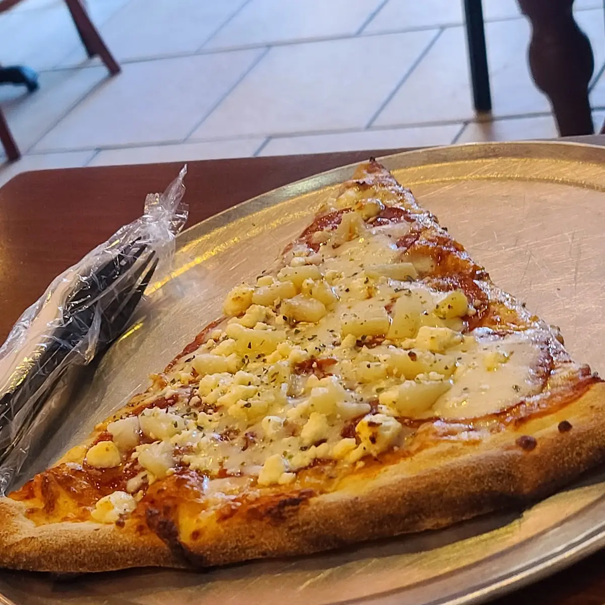 Pepperoni Pizza Slice w Extra Mozzarella & Parmesan