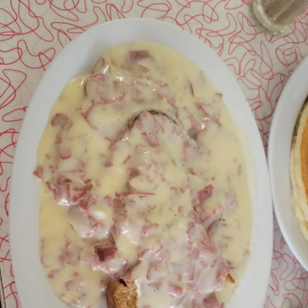 Hot Chipped Beef on Toast