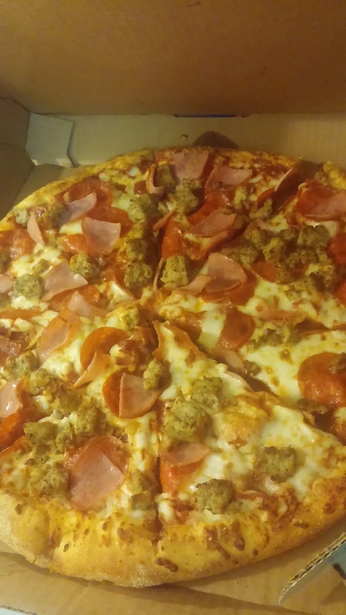 Hand Tossed Pepperoni Italian Sausage
