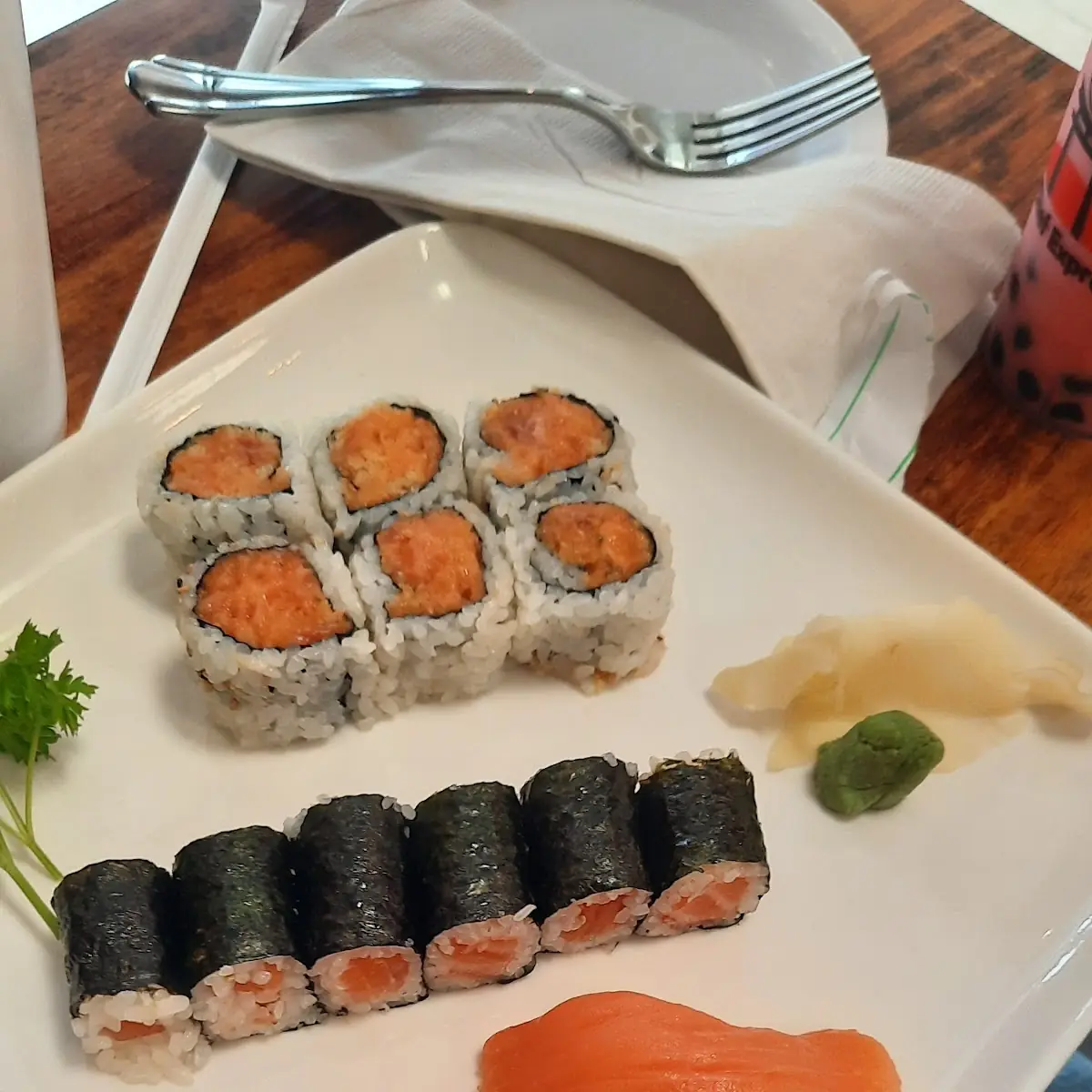 Smoked salmon sushi