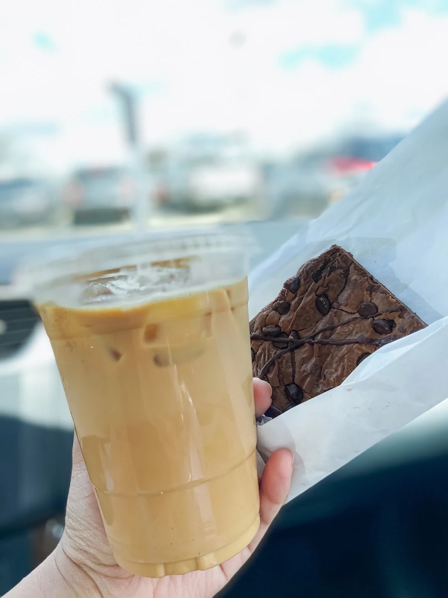 Iced Vanilla Latte