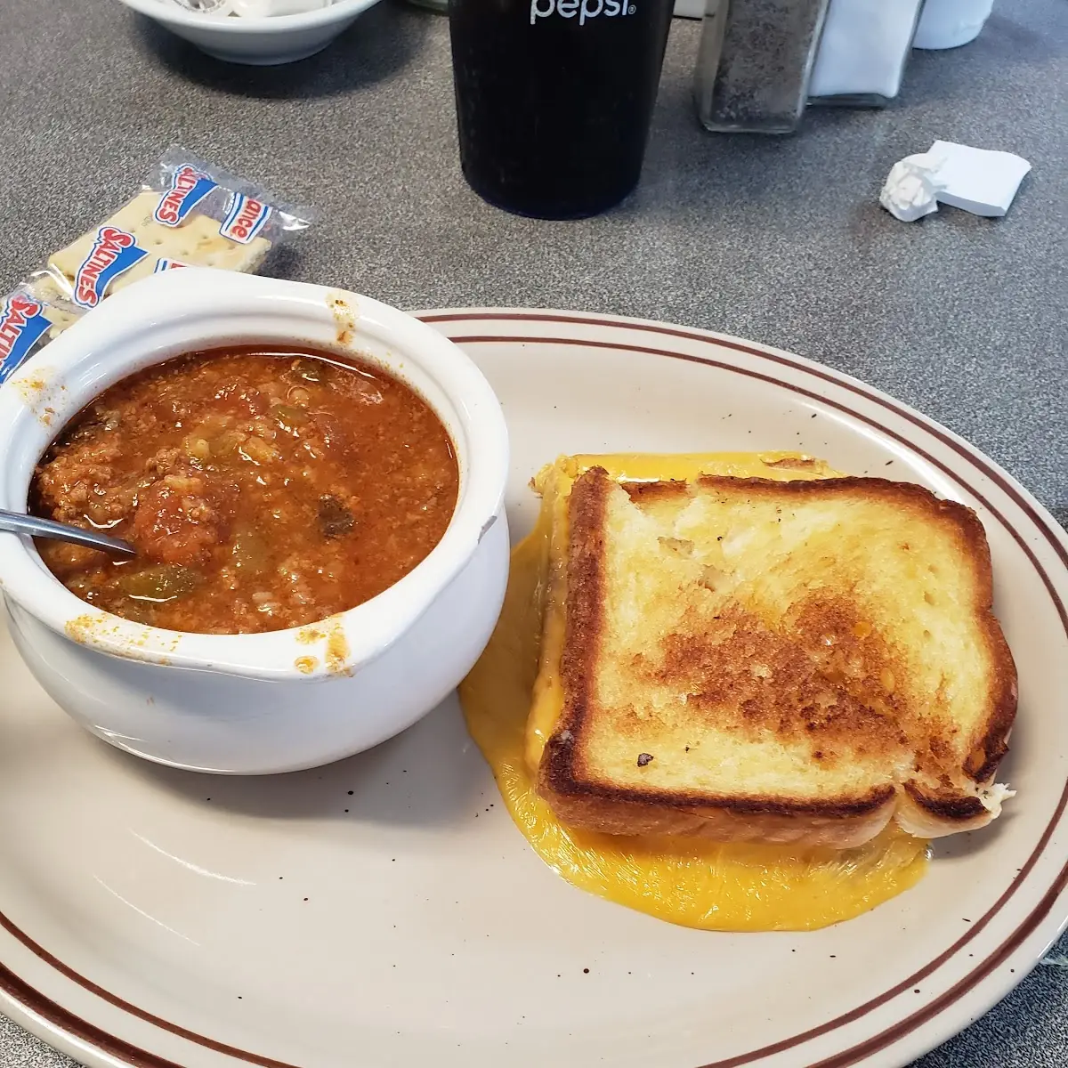 Grilled Cheese and Chilli