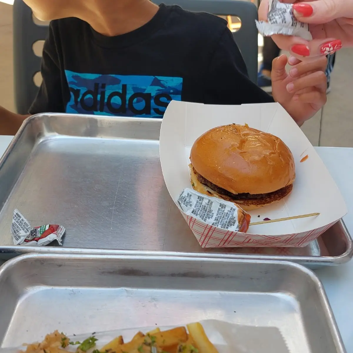 Kids Cheeseburger