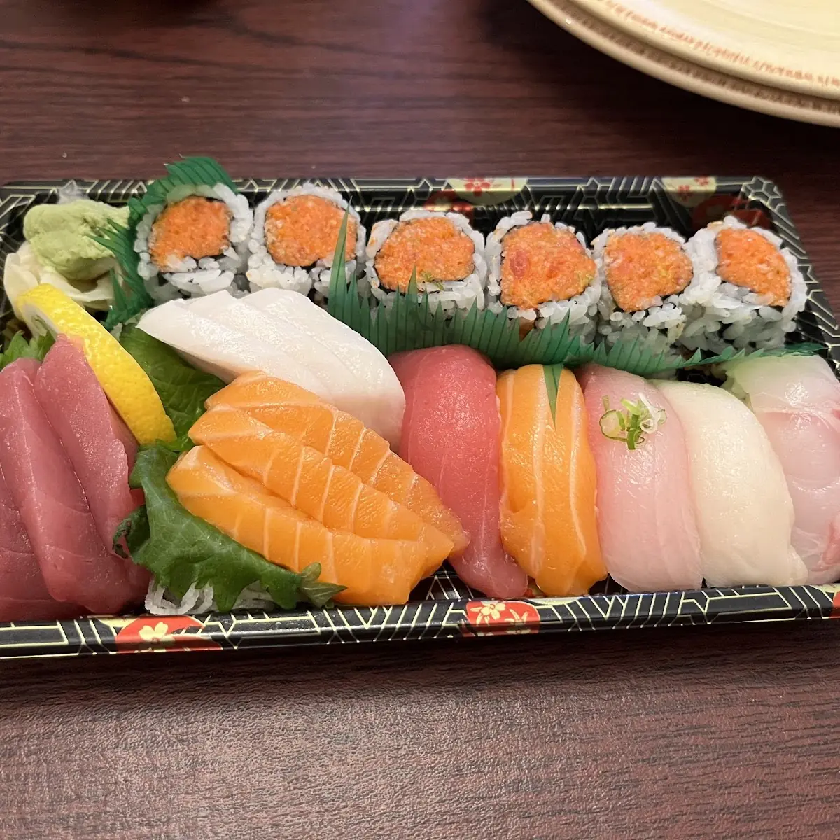 Sushi and Sashimi Deluxe