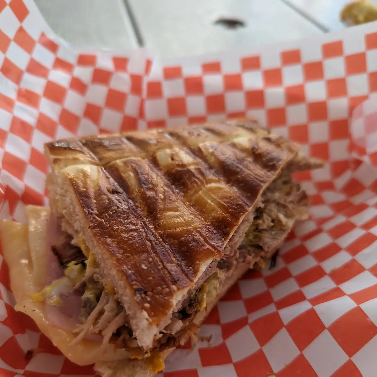 Sándwich Cubano Cuban Sandwich